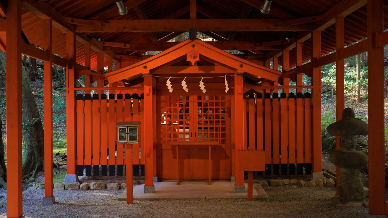 橿原神宮 Kashi Hara Jingu 水波の隔て Suiha No Hedate